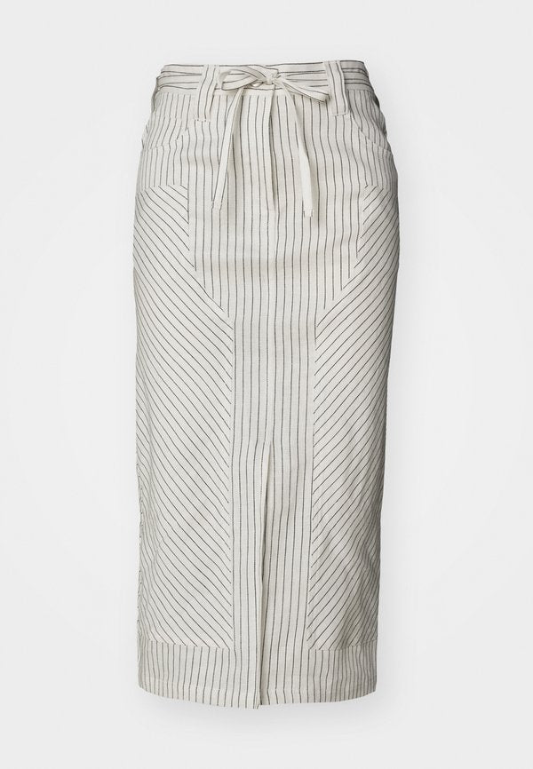 DAY Birger et Mikkelsen FREDA COZY