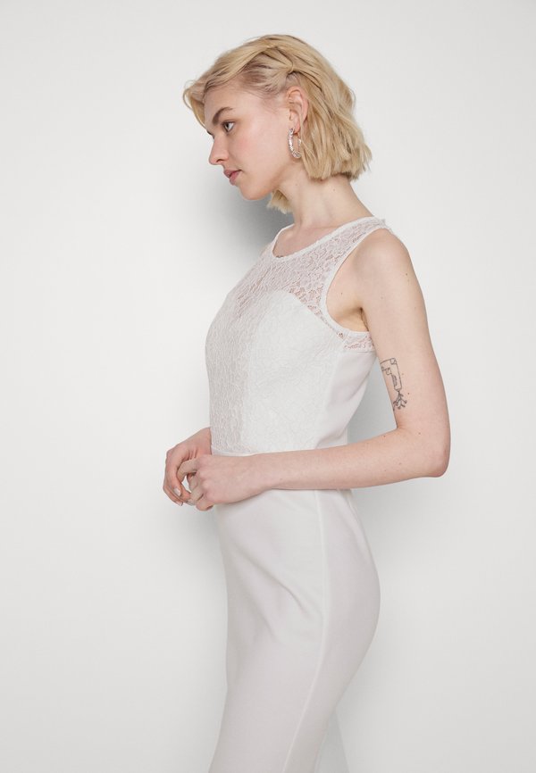 WAL G. WEDDING LEONE BRIDAL GOWN