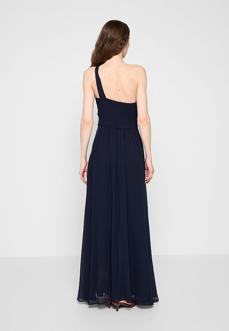 Apart Glamour