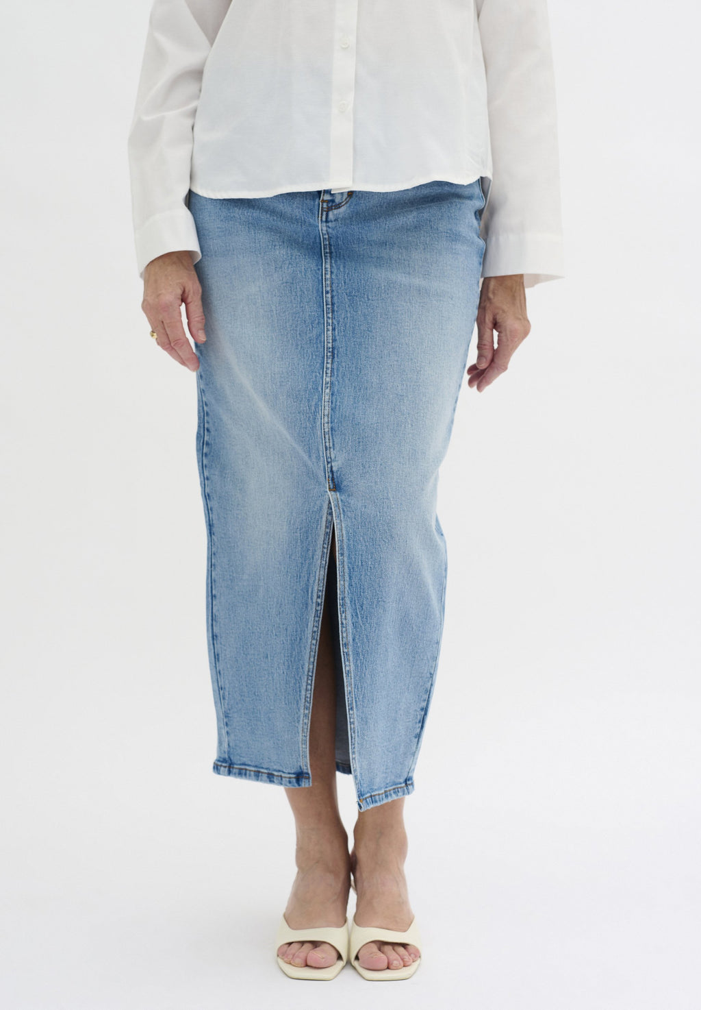My Essential Wardrobe MWDANGO