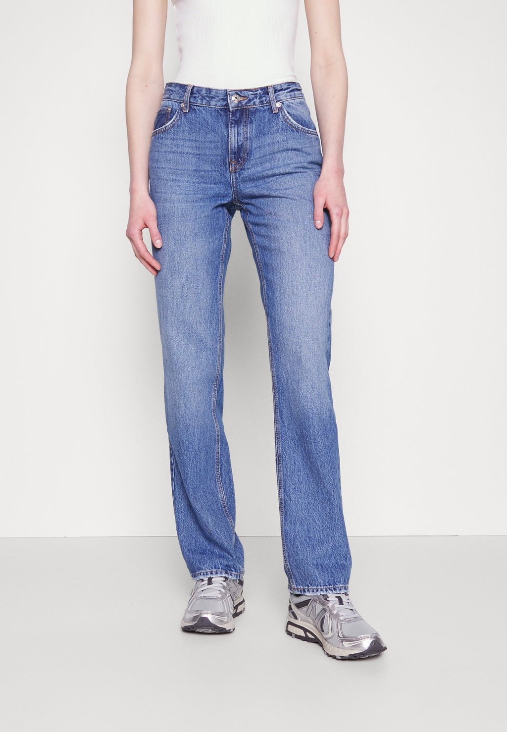 ONLBREE LOW SLIM STRAIGHT  Media 3