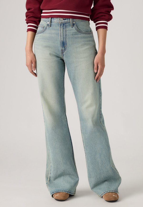 Levi's® CINCH FLARE - Flared Jeans - time to dust