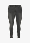 Vero Moda Curve Skinny fit VMCFANYA Mid rise - Slim fit jeans - dark grey denim