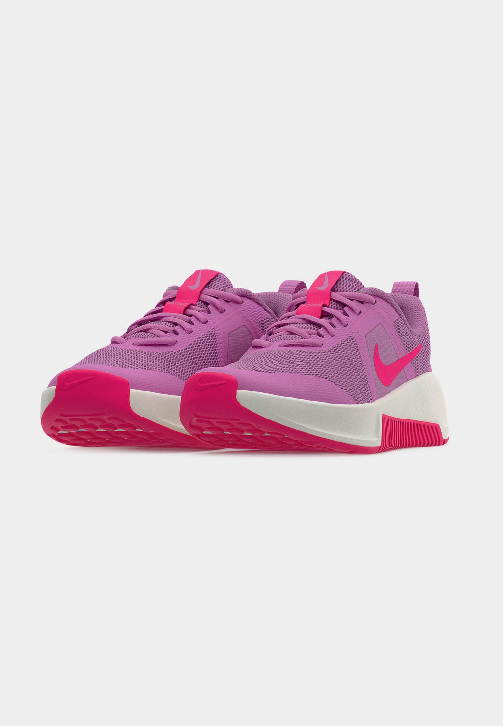 Nike Performance MC 3