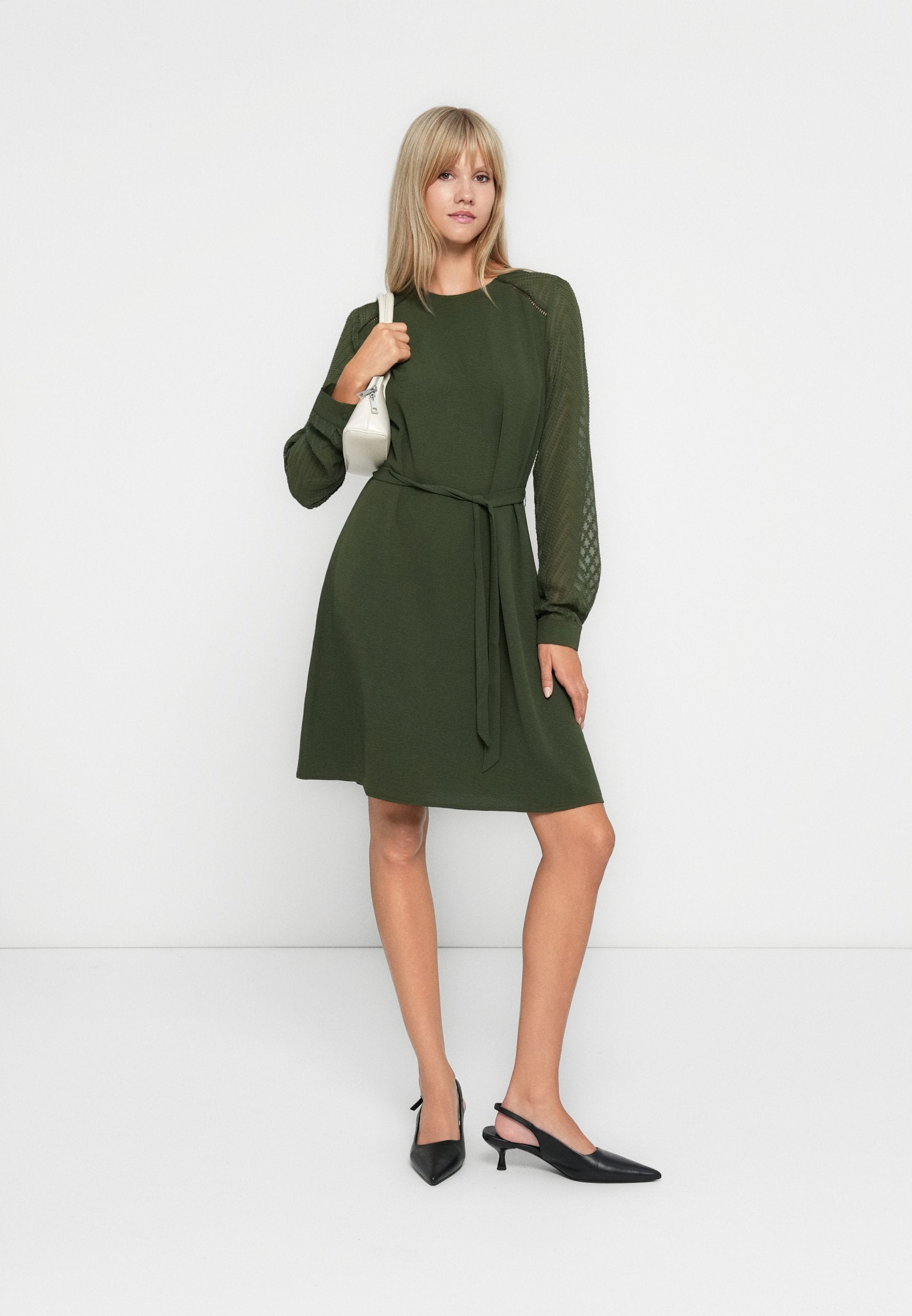 ONLMETTE DOBBY SLEEVE DRESS  Media 2