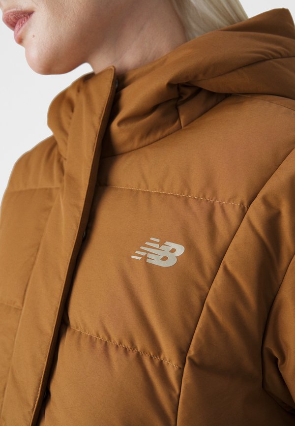 New Balance SOFT ALPINE ICON JACKET