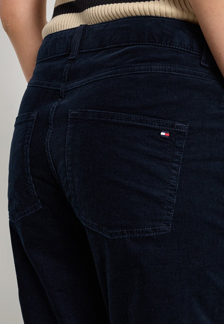 SLIM FIT Media 6