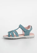 Türkise Sandalen mit Wildleder-Oberfläche, mehreren Riemen, einer Blumenapplikation und einer pinken Innensohle. Texturierte weiße Laufsohle. Klettverschlussriemen.