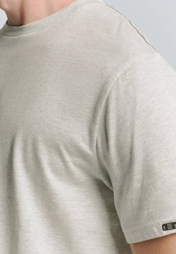 NO EXCESS CREWNECK