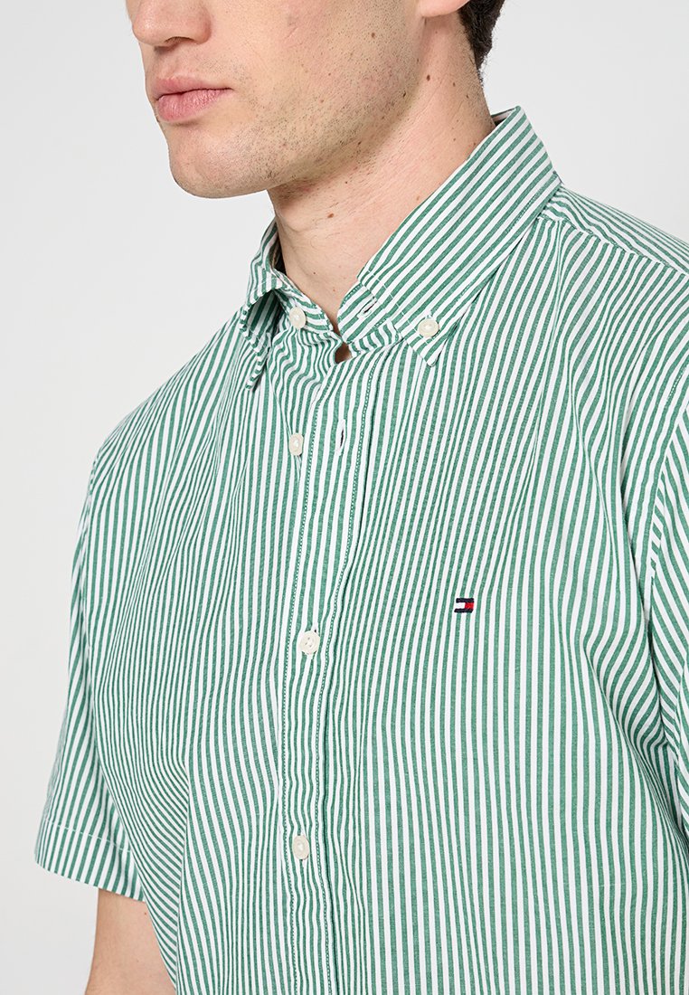 FLEX REGULAR FIT Media 5