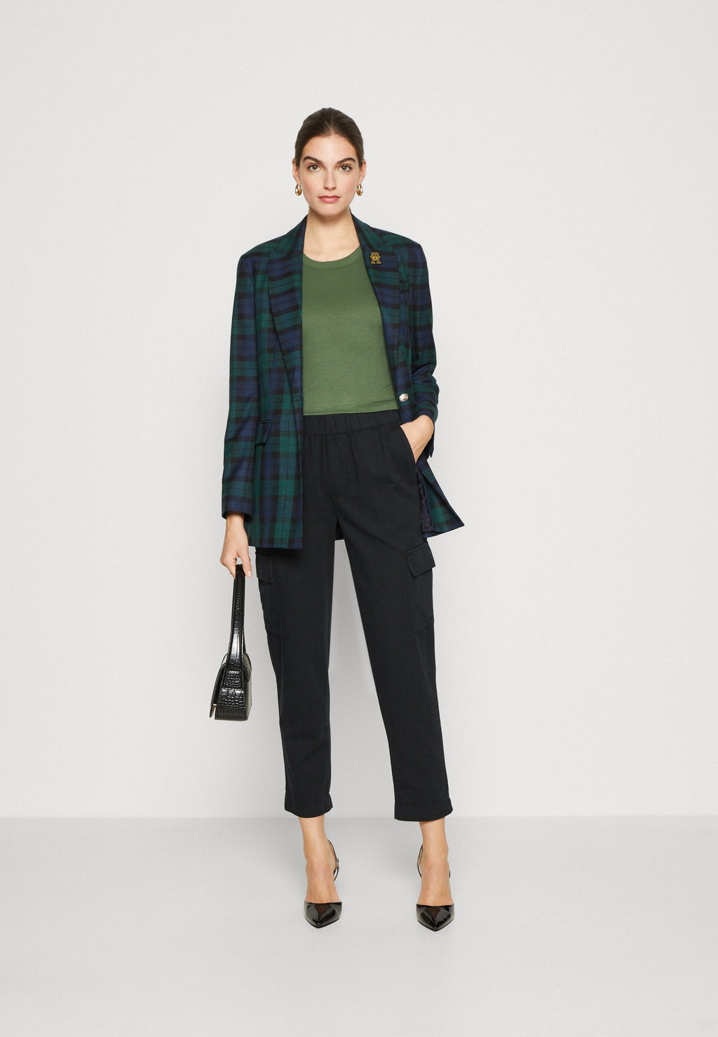 GAP BROKEN PULL ON PANT