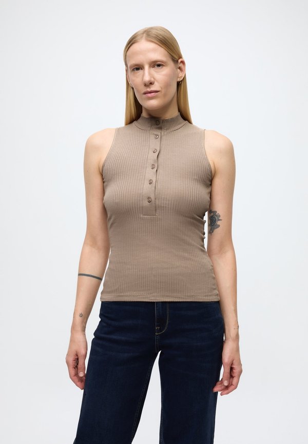 Anna Field TANK WITH BUTTONS