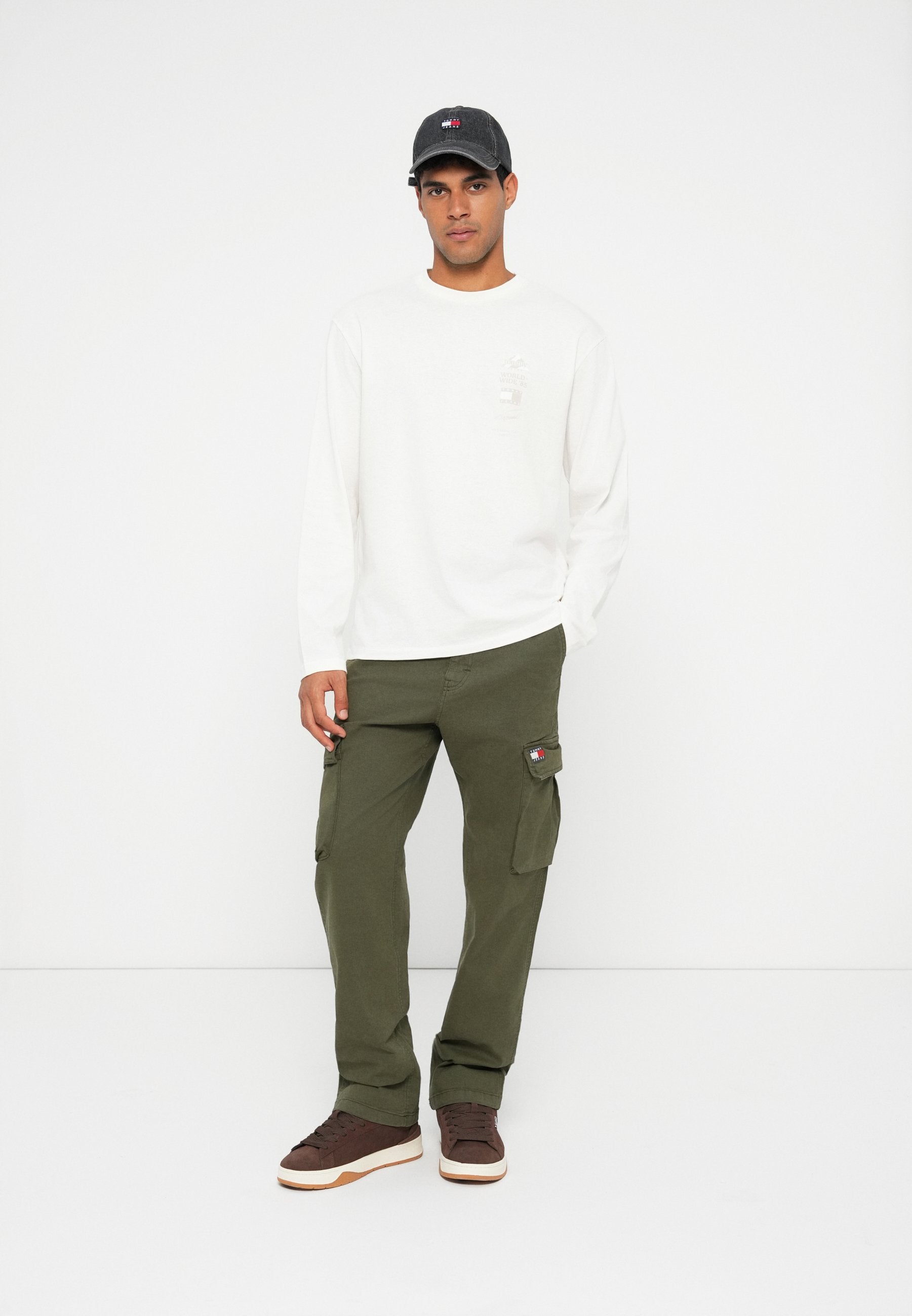 Tommy Jeans BACK GRAPHIC RELAXED LONG SLEEVE T-SHIRT