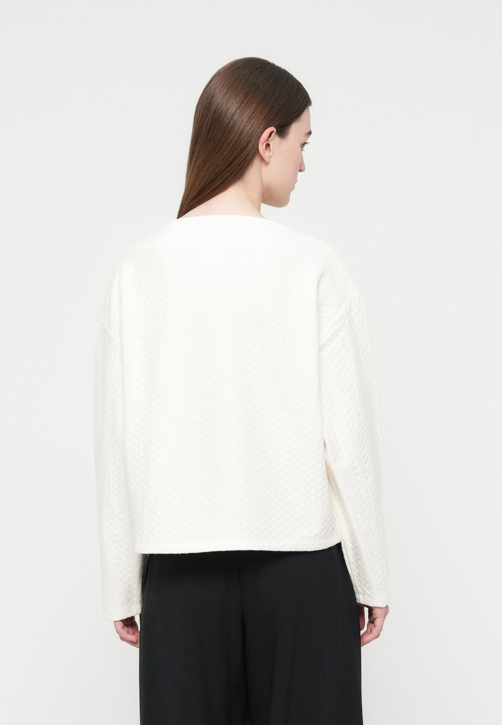 CLOSED STRAIGHT FIT