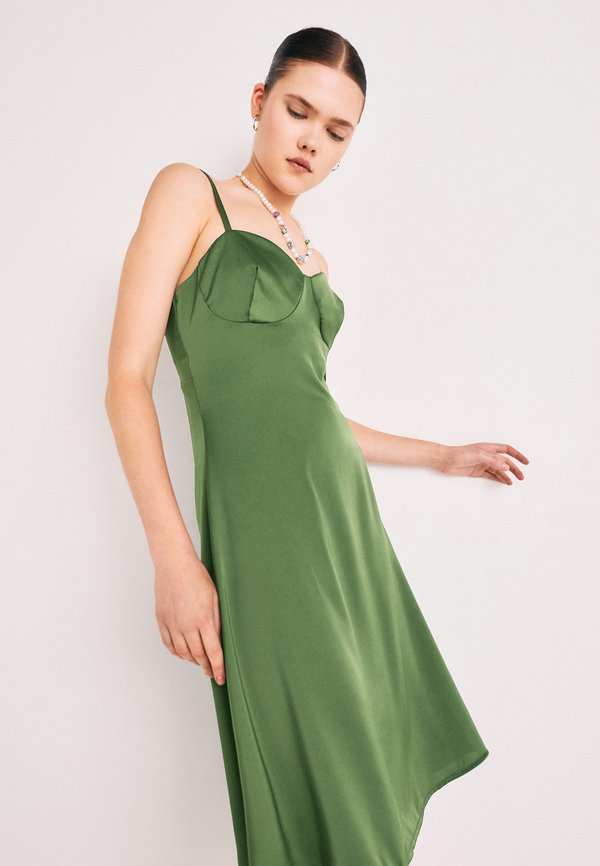 WAL G. DALIA CUPPED MIDI