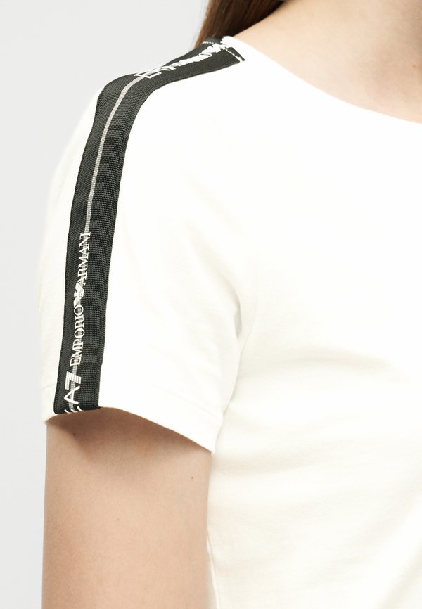 EA7 Emporio Armani