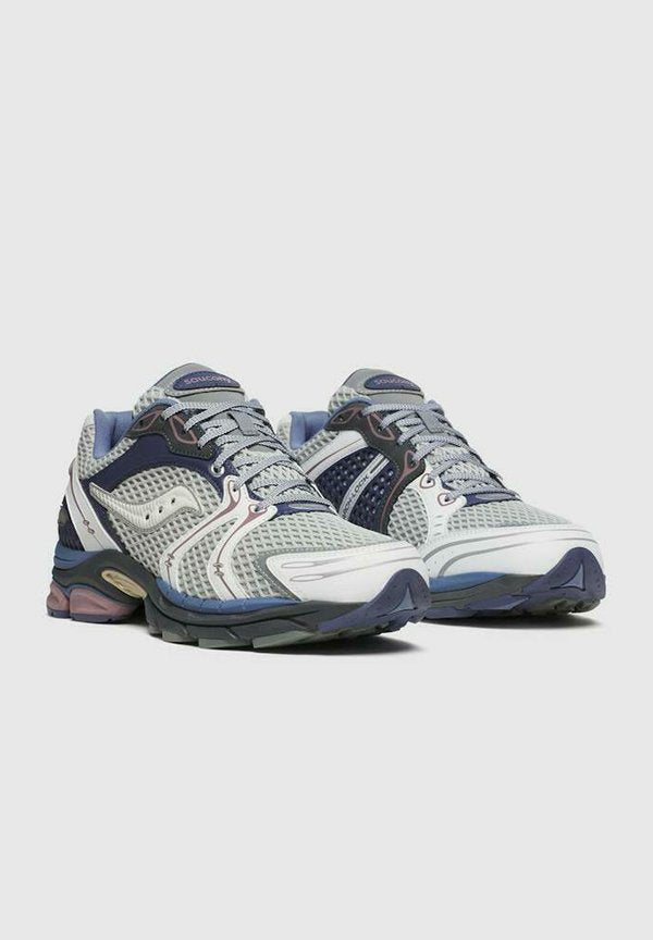 Saucony