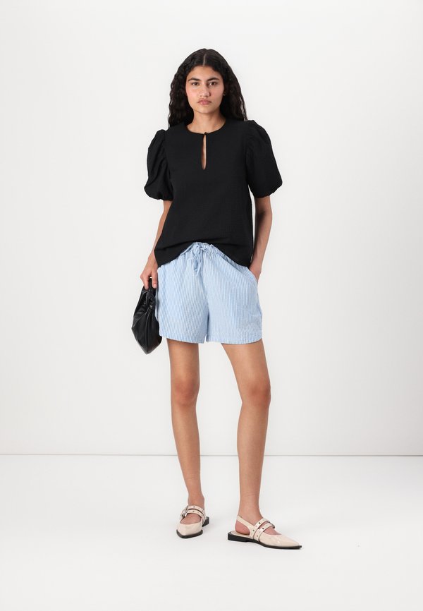 Vero Moda VMSANI FRONT KEYHOLE