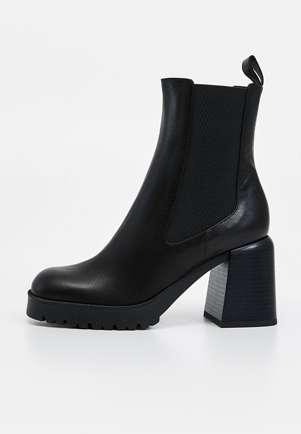 Pollini