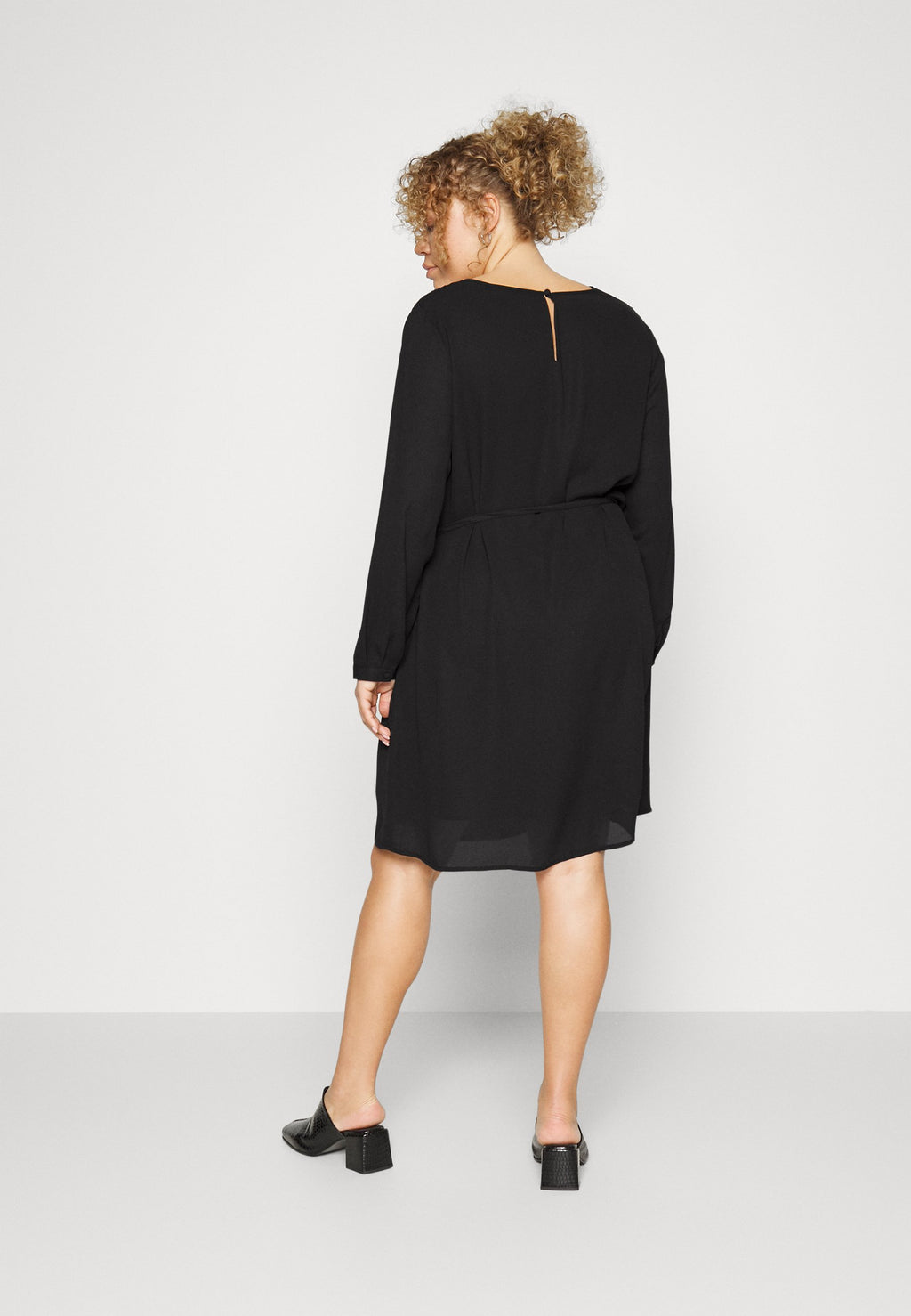 ONLALICE DRESS Media 4