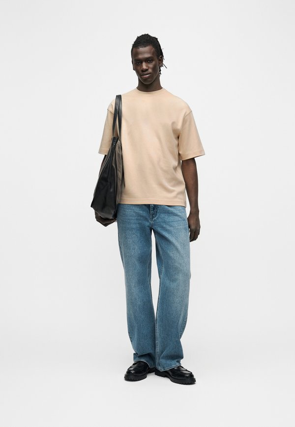 Selected SLHRELAXBOB O NECK TEE