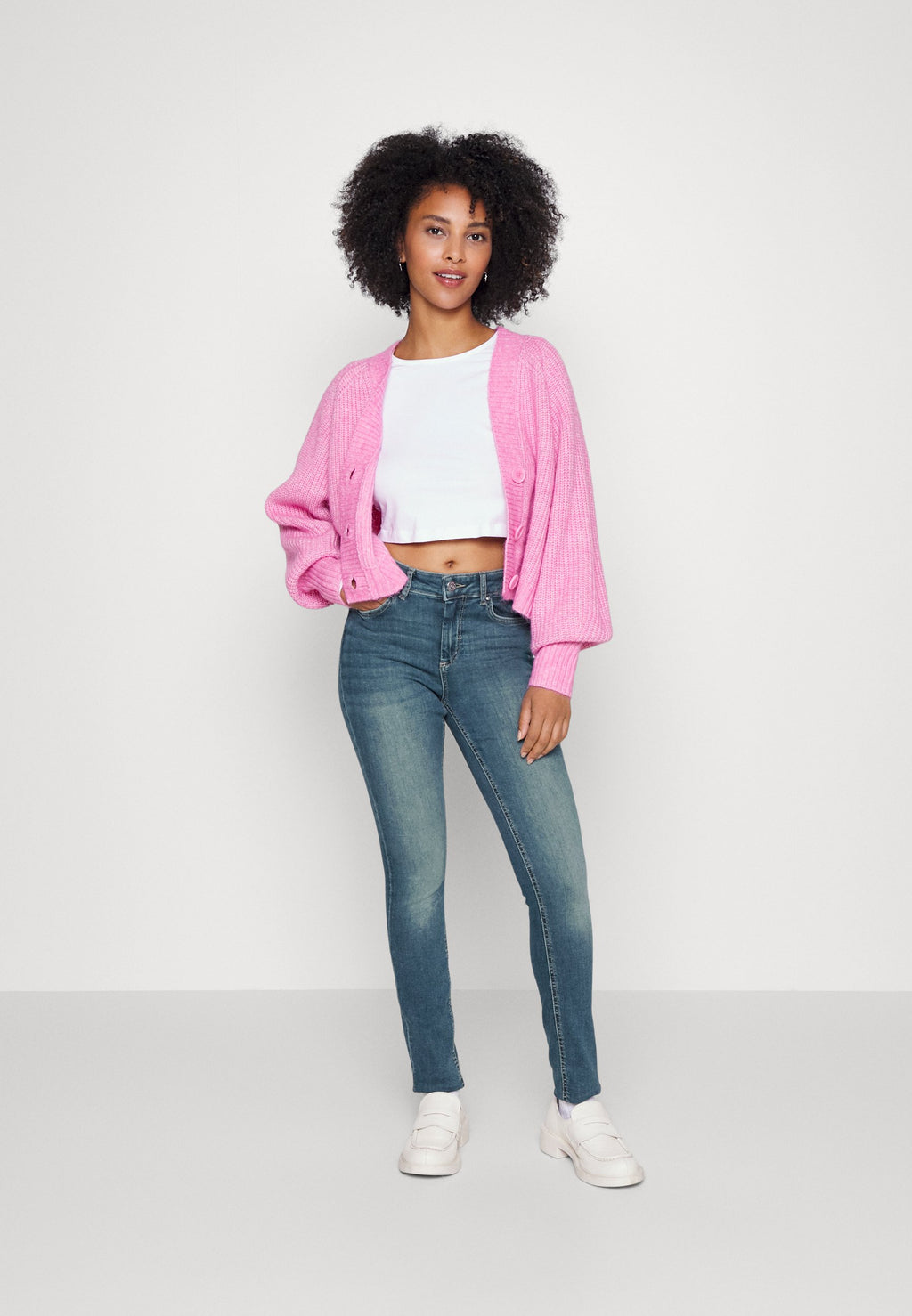 ONLBLUSH MID Media 2