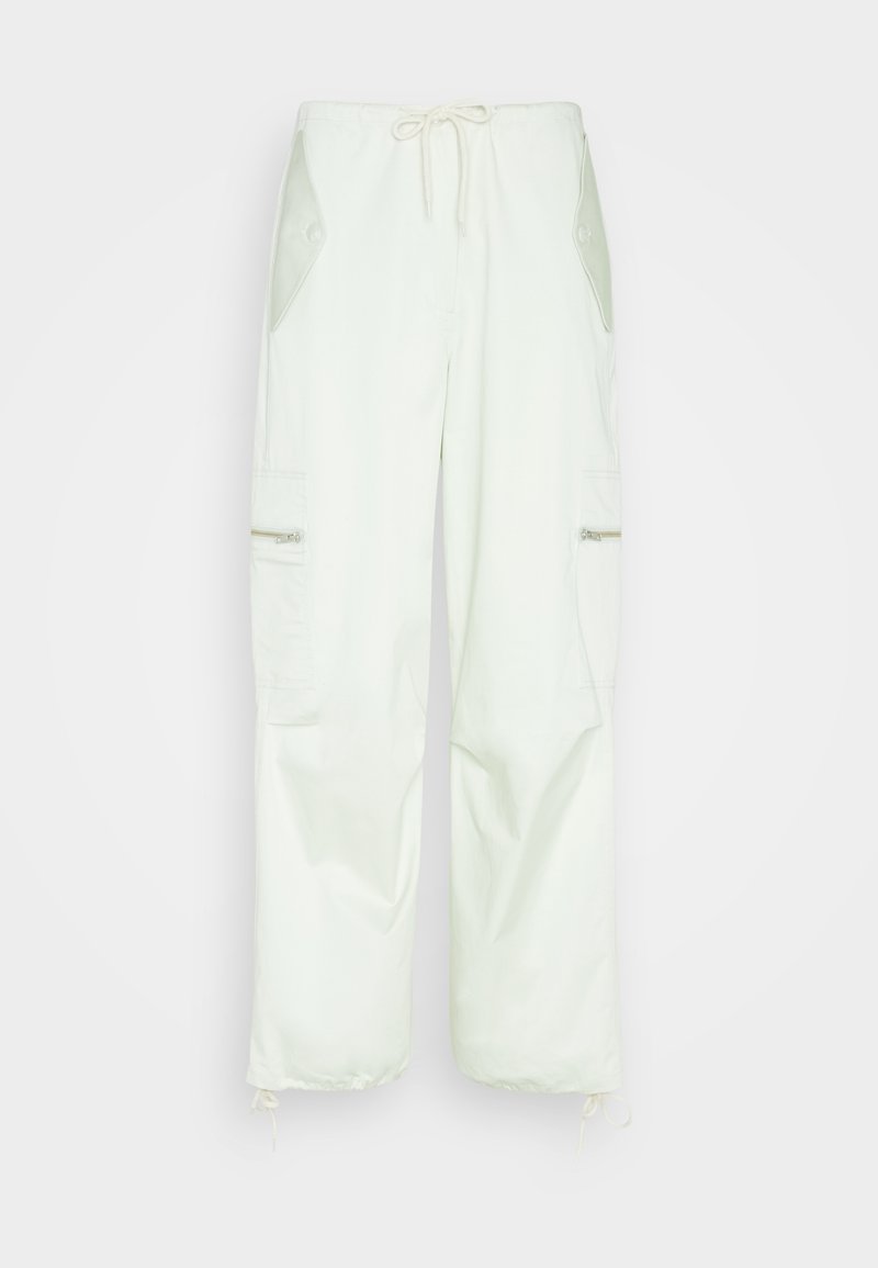 CHI TROUSERS  Media 1