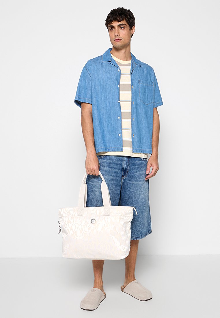 Kipling COLISSA UP