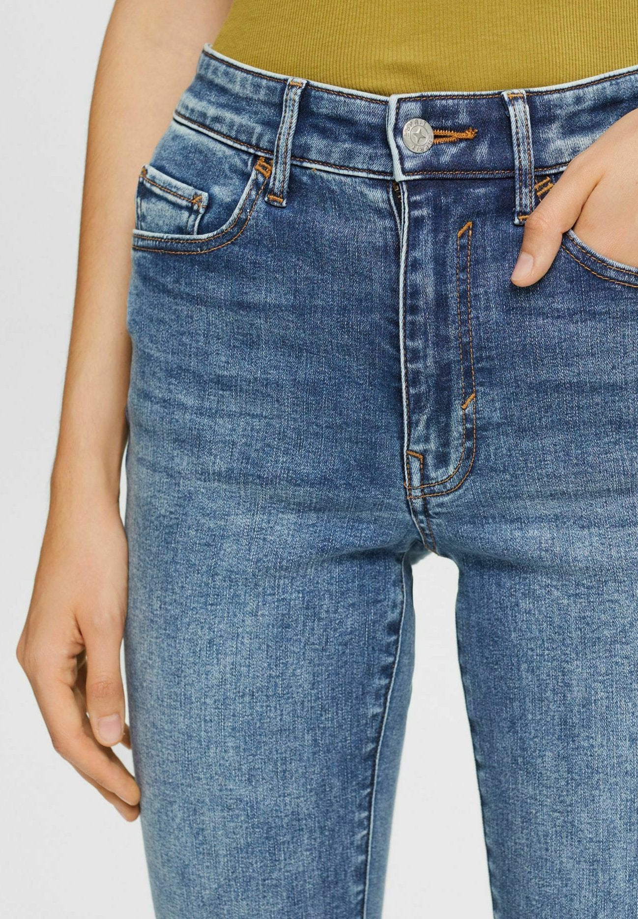 Esprit Jeans Skinny Fit Media 5