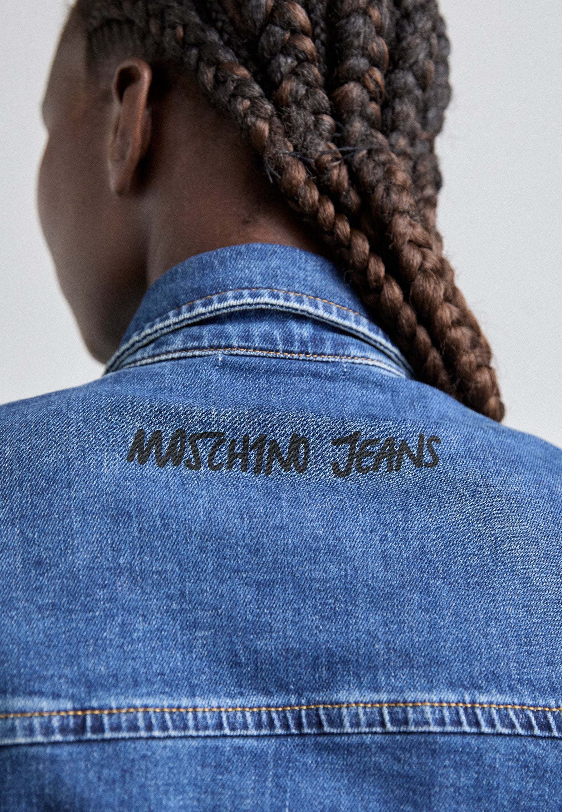 MOSCHINO JEANS