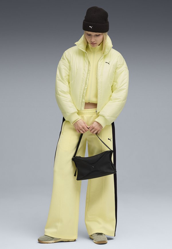Puma DARE TO PUFFER - Winter jacket - gold moon