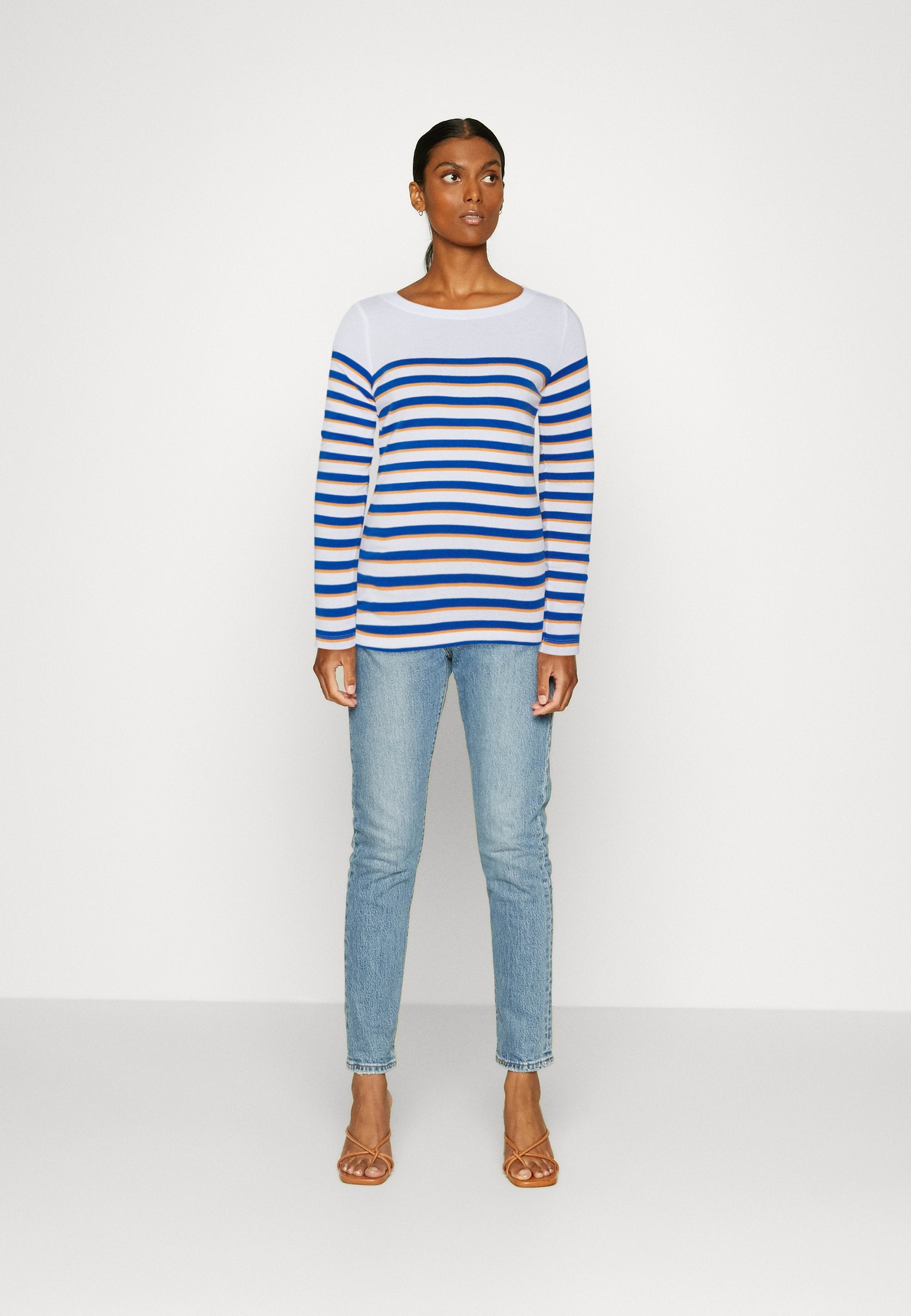 Esprit Langarmshirt Media 2