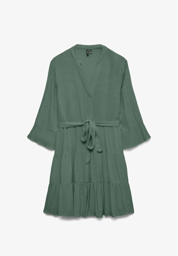 Vero Moda VMMENNY Short - Day dress - laurel wreath
