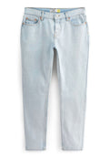 Hellblaue, schmal geschnittene Jeans mit niedriger Leibhöhe, Fünf-Taschen-Design, Knopfverschluss und sichtbaren Stickdetails.