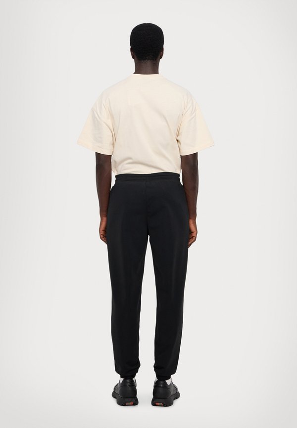 EA7 Emporio Armani TROUSER