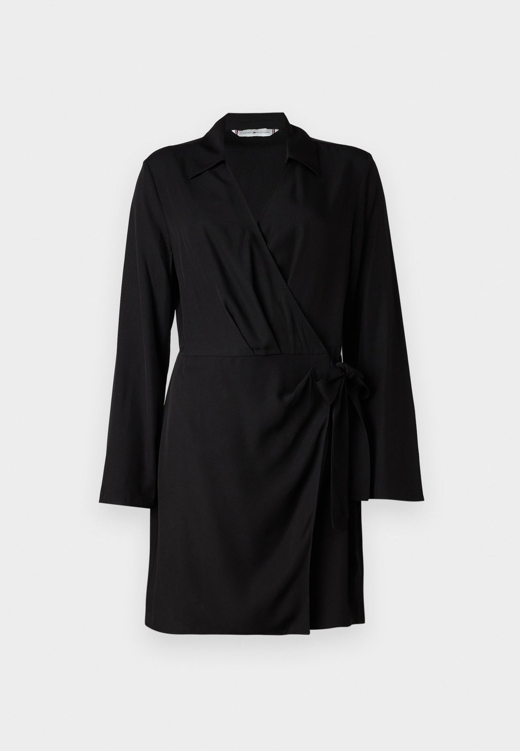 FLUID WRAP SHORT DRESS Media 1
