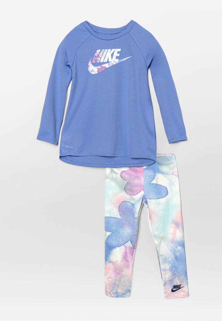 Nike Sportswear SET
