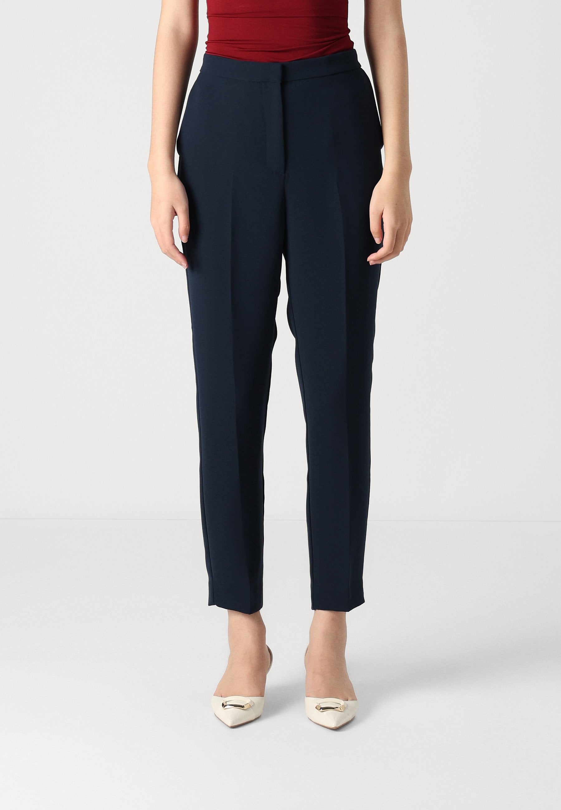 SLIM PULL ON PANT Media 3