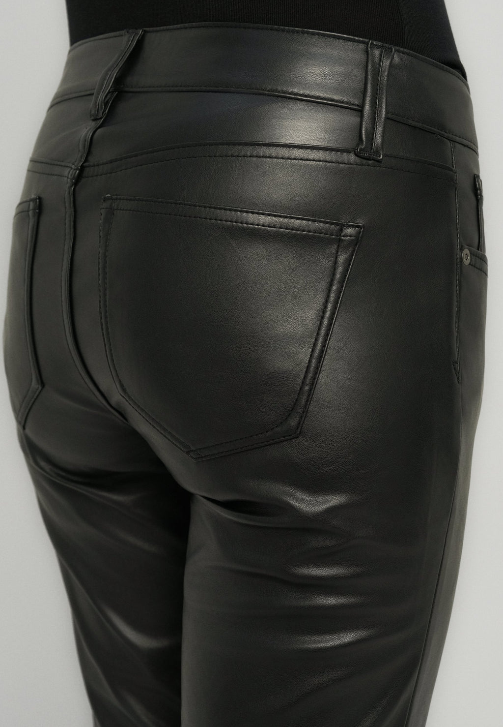 GAP LONG AND LEAN