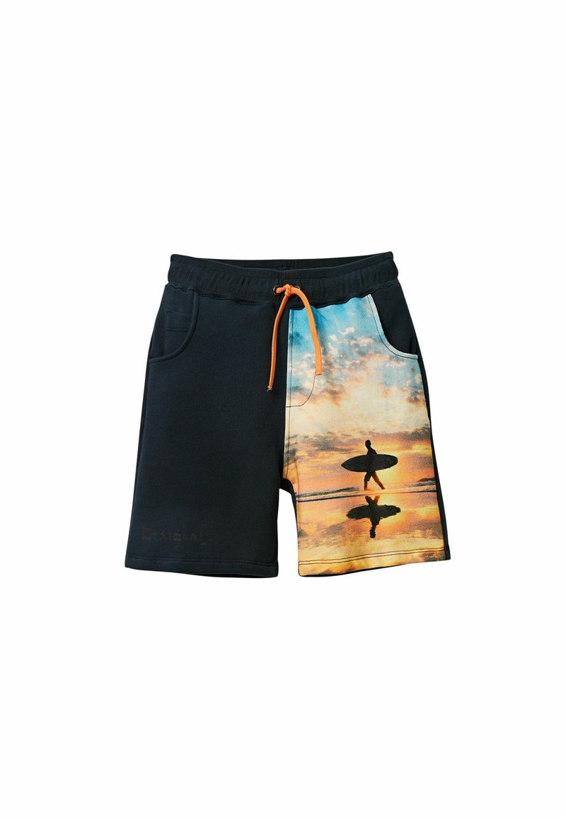 Desigual Shorts Media 1