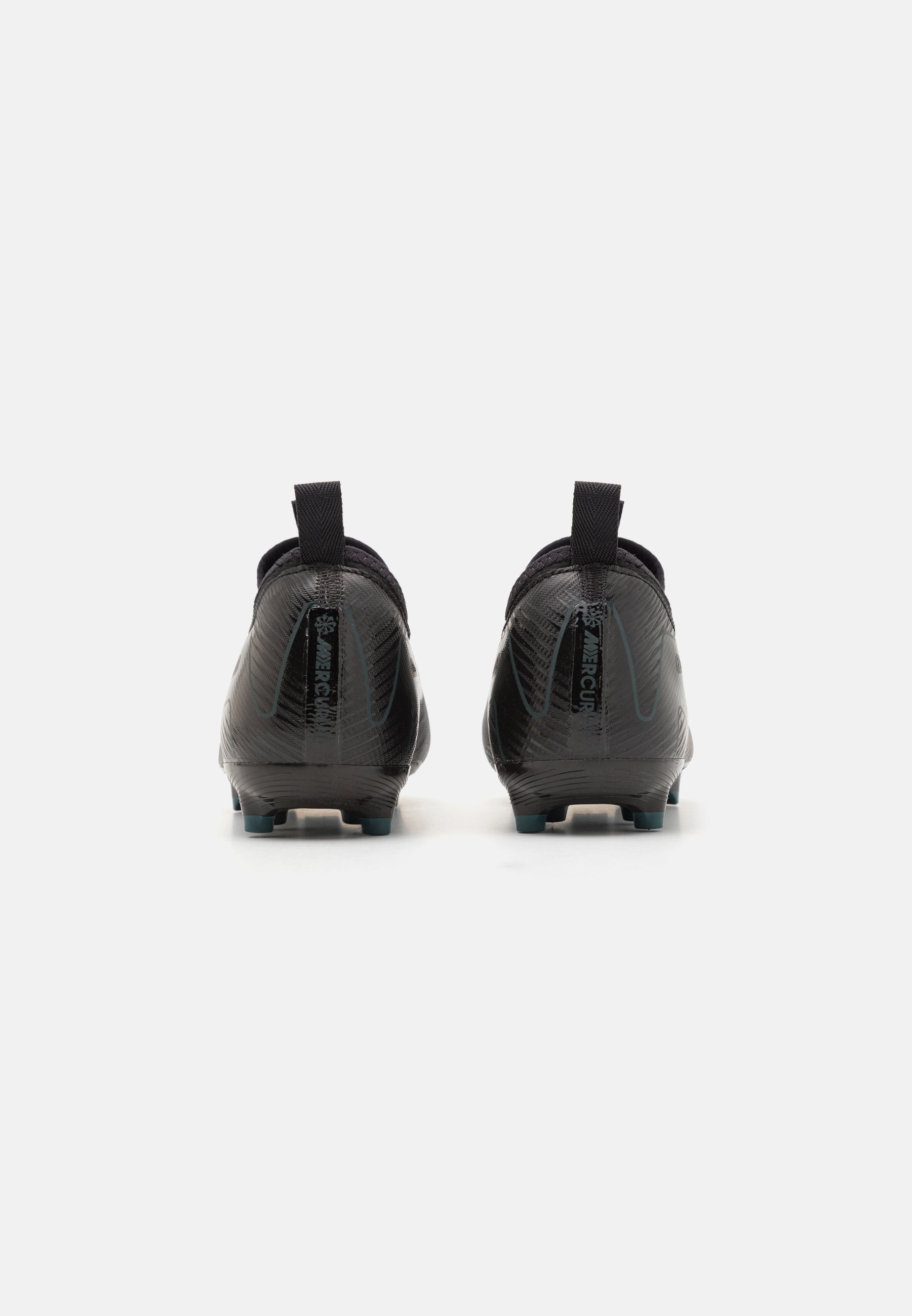 Nike Performance JR MERCURIAL ZOOM VAPOR 16 ACADEMY FG/MG UNISEX
