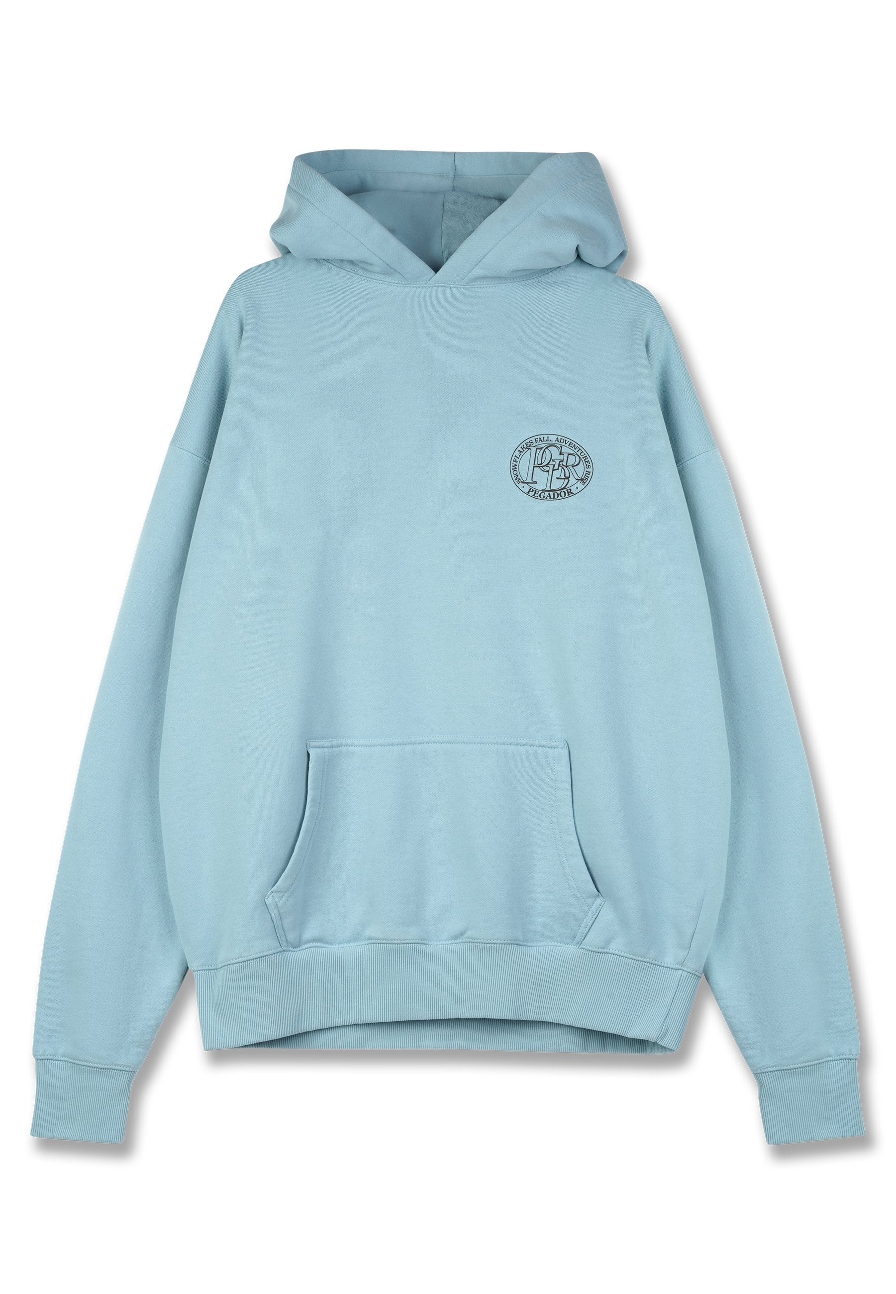 Helles blaues Hoodie aus weichem Stoff, mit einer Kängurutasche, gerippten Bündchen und Saum sowie einem kleinen Grafiklogo auf der Brust.