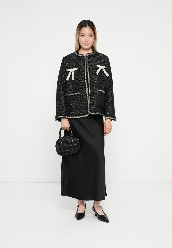 YAS YASUNIDA OVERSIZE JACKET SHOW