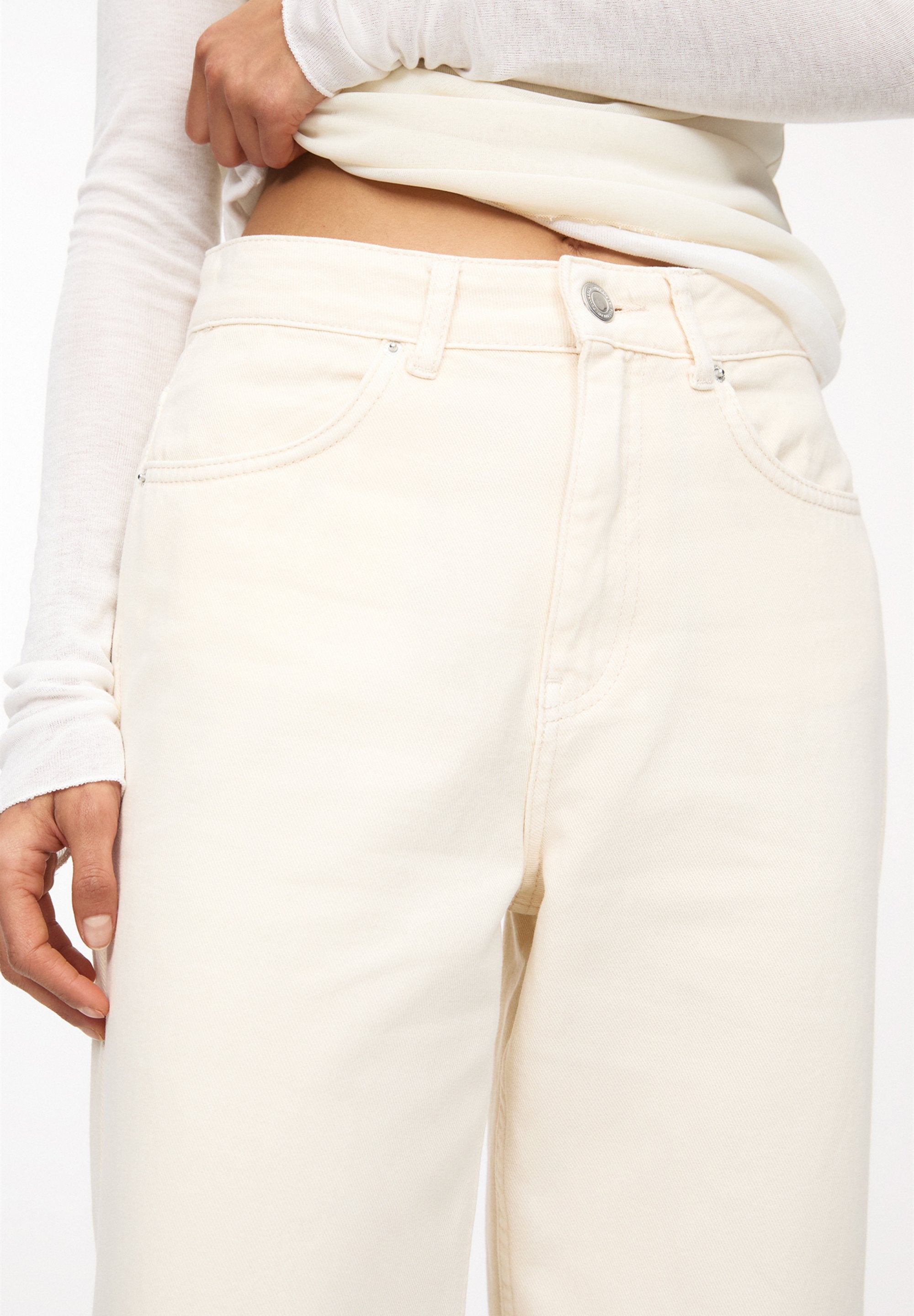 PULL&BEAR WITH TURN-HEMS