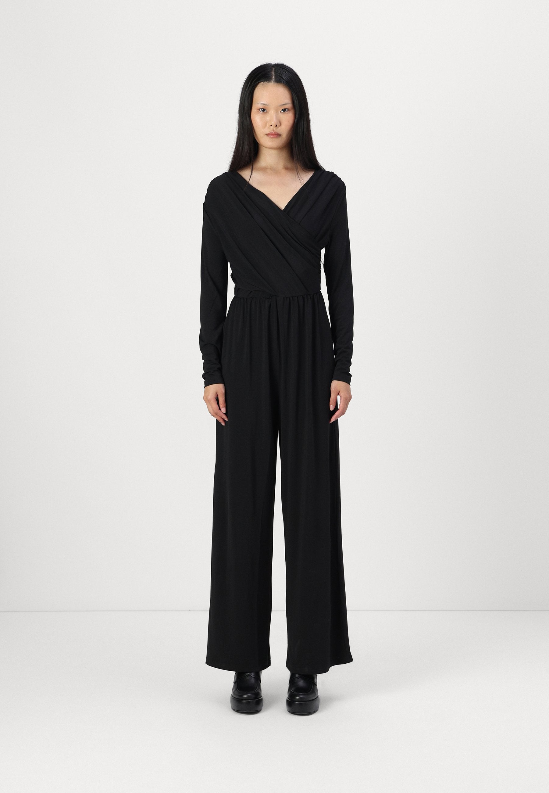 Selected SLFRANA WRAP