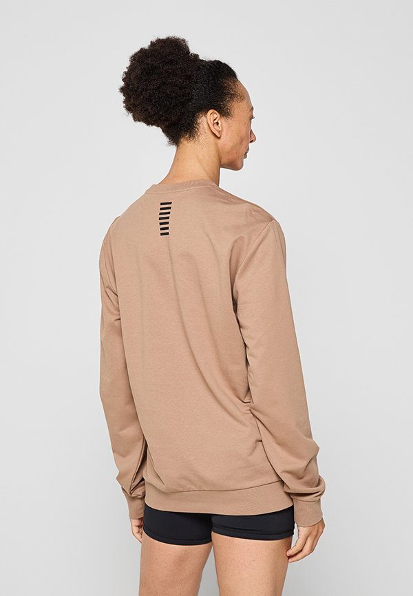 EA7 Emporio Armani