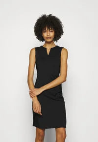 Anna Field SLEEVELESS HIGH V NECKLINE DRESS - Shift dress - black