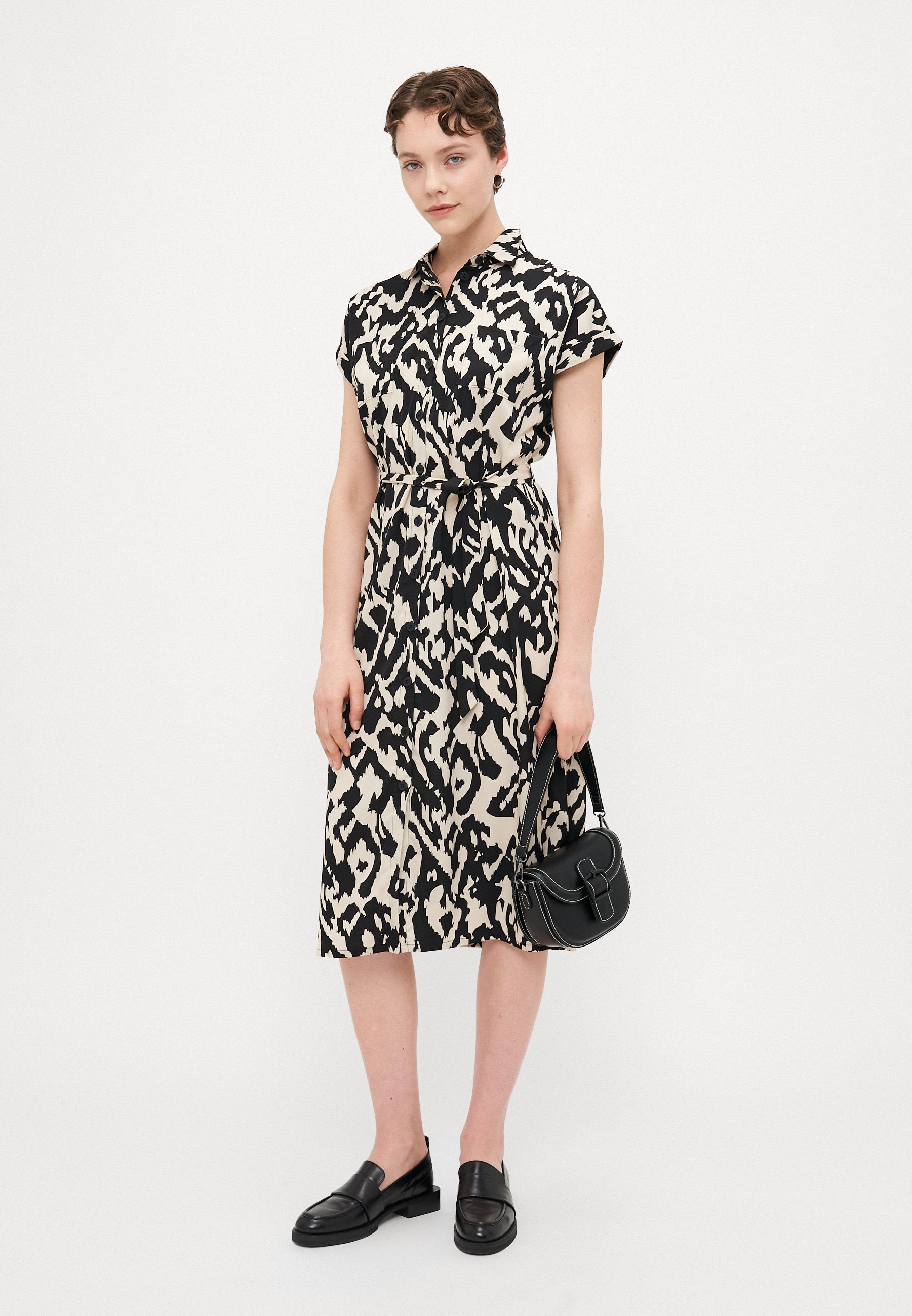 ONLHANNOVER SHIRT DRESS Media 2