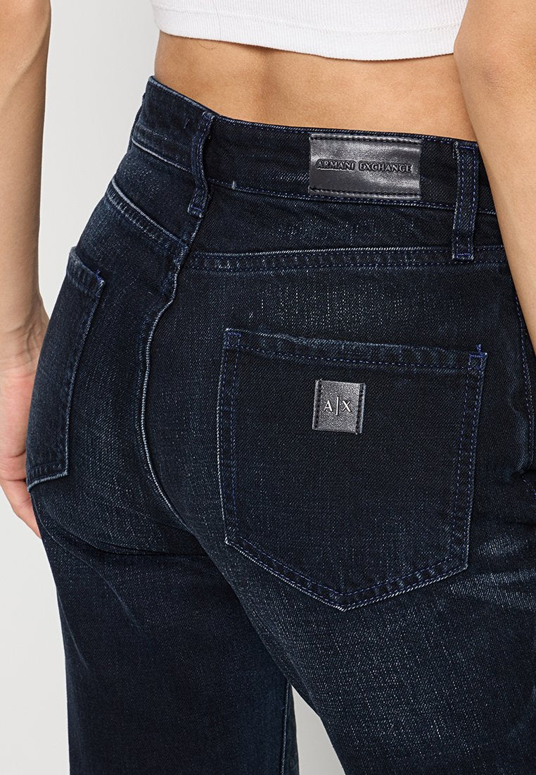 Armani Exchange Jeans Tapered Fit Media 6