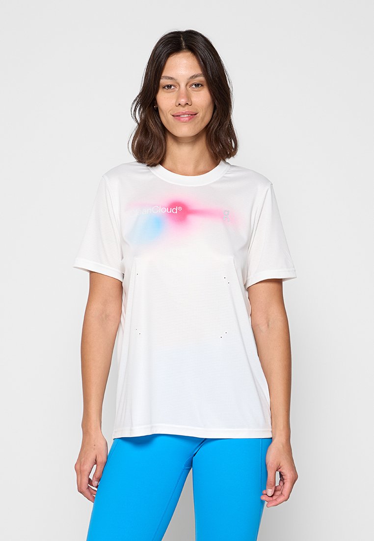 On Sport T-Shirt Media 1